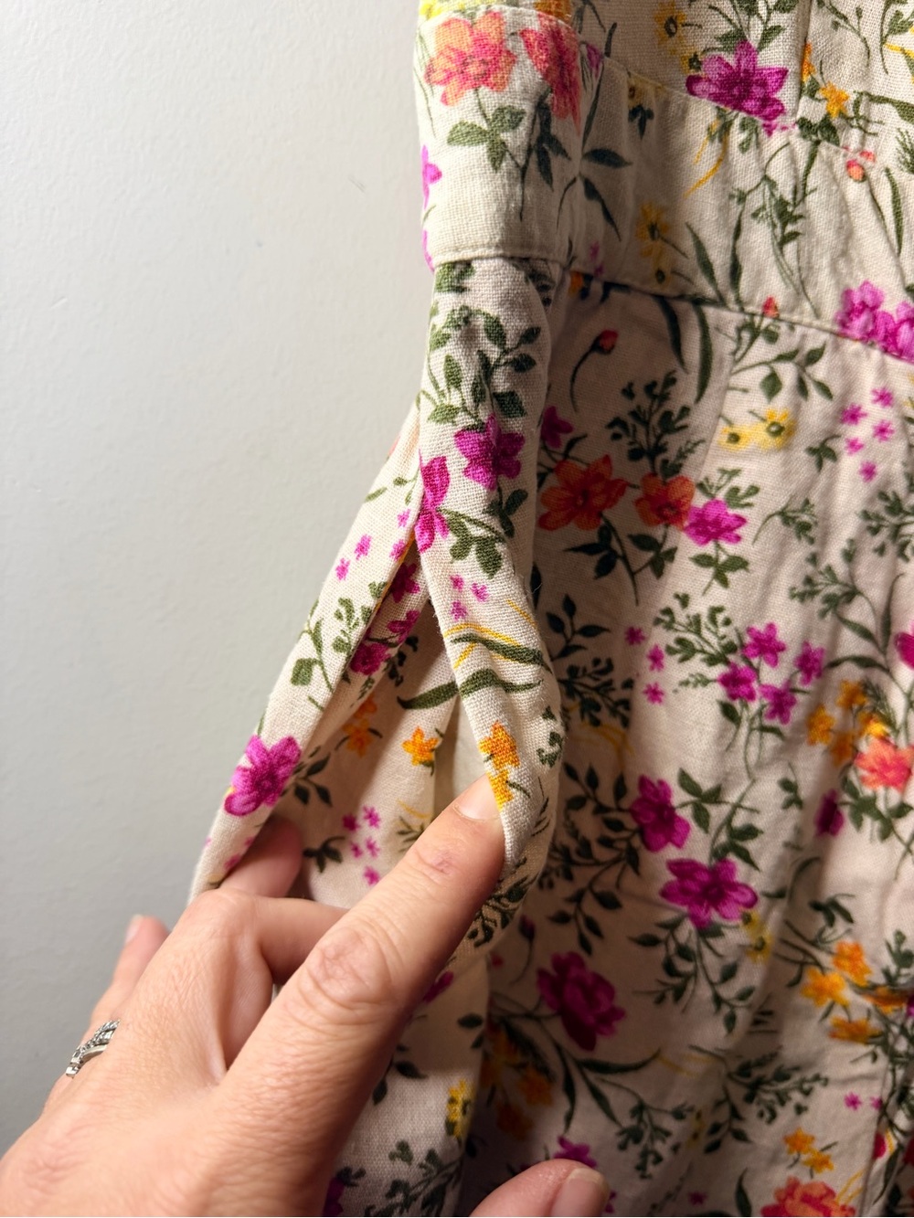Chelsea & Violet V-Neck Cream Floral Tie-Front Linen-Blend Lined Romper Size XL - Picture 5 of 12